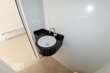 Casa para alugar com 84m², 2 quartos e 2 vagasLavabo