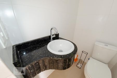 Casa para alugar com 84m², 2 quartos e 2 vagasLavabo