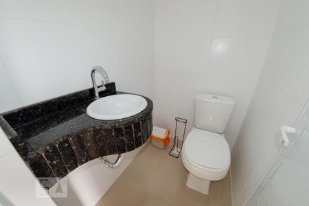 Casa para alugar com 84m², 2 quartos e 2 vagasLavabo