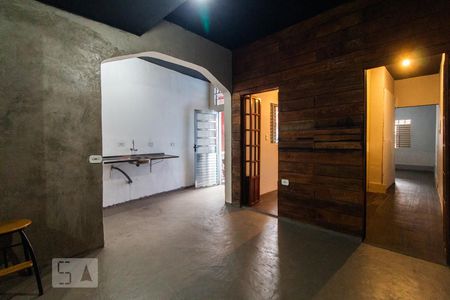 Sala e cozinha de casa para alugar com 2 quartos, 100m² em Jardim Sapopemba, São Paulo