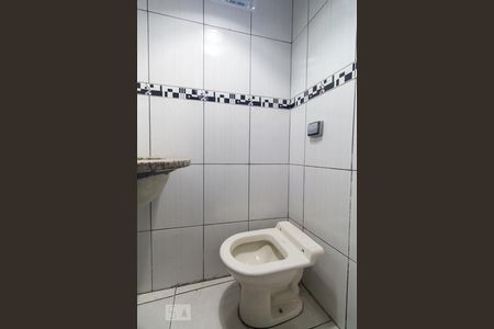 Lavabo de casa para alugar com 2 quartos, 100m² em Jardim Sapopemba, São Paulo