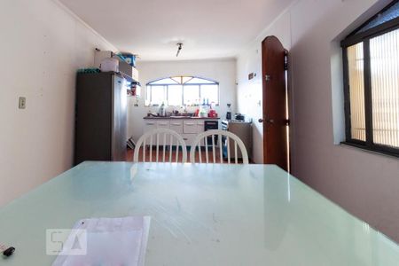 Casa à venda com 150m², 5 quartos e 2 vagasCozinha