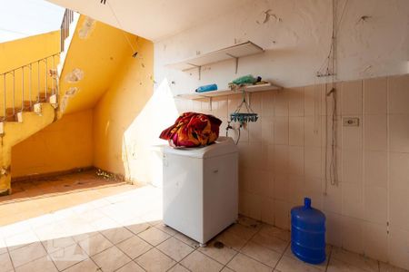 Casa à venda com 150m², 5 quartos e 2 vagasÁrea de serviço