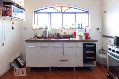 Casa à venda com 150m², 5 quartos e 2 vagasCozinha