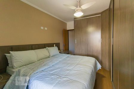 Casa à venda com 140m², 3 quartos e 2 vagasSuíte