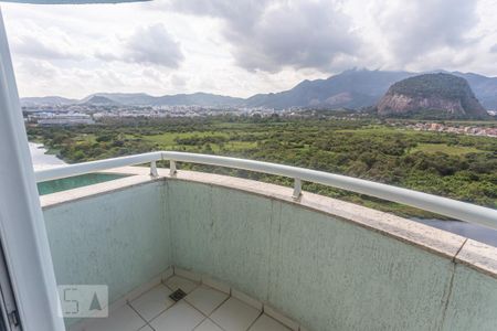 Apartamento à venda com 80m², 2 quartos e 1 vaga Apartamento à venda com 80m², 2 quartos e 1 vagaVaranda da Suíte 1