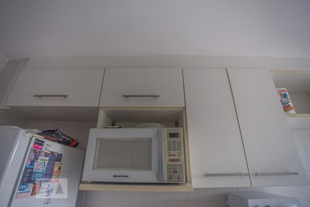 Apartamento à venda com 80m², 2 quartos e 1 vaga Apartamento à venda com 80m², 2 quartos e 1 vagaCozinha e Área de Serviço