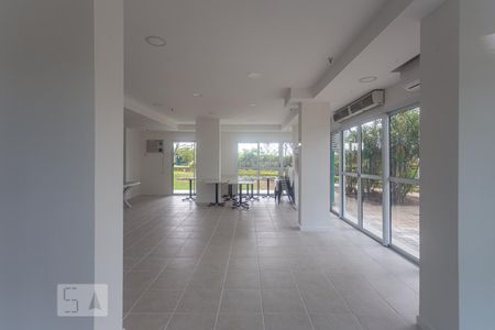 Apartamento à venda com 80m², 2 quartos e 1 vaga Apartamento à venda com 80m², 2 quartos e 1 vagaSalão de festas 1