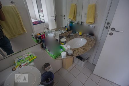 Apartamento à venda com 80m², 2 quartos e 1 vaga Apartamento à venda com 80m², 2 quartos e 1 vagaBanheiro da Suíte 2