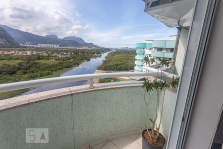 Apartamento à venda com 80m², 2 quartos e 1 vaga Apartamento à venda com 80m², 2 quartos e 1 vagaVaranda da Suíte 1