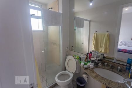 Apartamento à venda com 80m², 2 quartos e 1 vaga Apartamento à venda com 80m², 2 quartos e 1 vagaBanheiro da Suíte 2