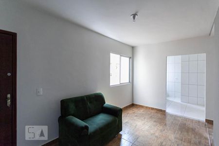 Sala  de apartamento para alugar com 2 quartos, 50m² em Santa Cruz, Belo Horizonte
