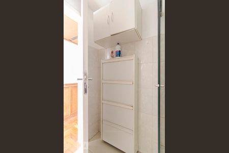 Banheiro de kitnet/studio para alugar com 1 quarto, 30m² em Cerqueira César, São Paulo