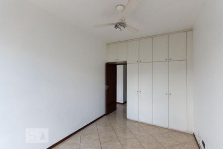 Quarto 1 de apartamento para alugar com 2 quartos, 112m² em Vila Isabel, Rio de Janeiro