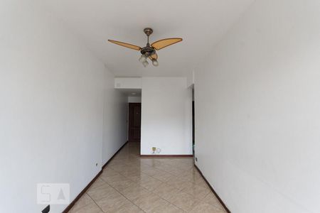Sala de apartamento para alugar com 2 quartos, 112m² em Vila Isabel, Rio de Janeiro
