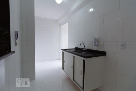 Cozinha de apartamento para alugar com 3 quartos, 55m² em Jardim Esmeralda, São Paulo