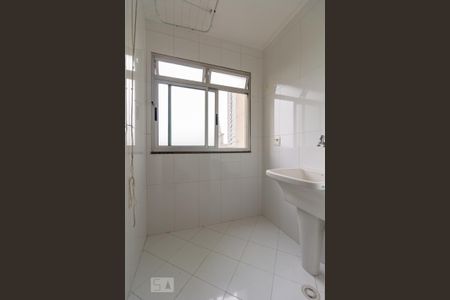 Área de Serviço de apartamento para alugar com 3 quartos, 55m² em Jardim Esmeralda, São Paulo