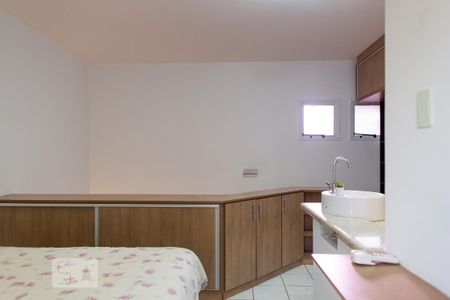 Casa para alugar com 58m², 1 quarto e 1 vagaQuarto