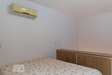 Casa para alugar com 58m², 1 quarto e 1 vagaQuarto