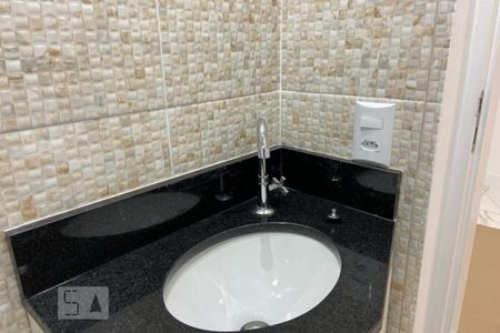 Apartamento para alugar com 52m², 1 quarto e sem vagaBanheiro - Torneira