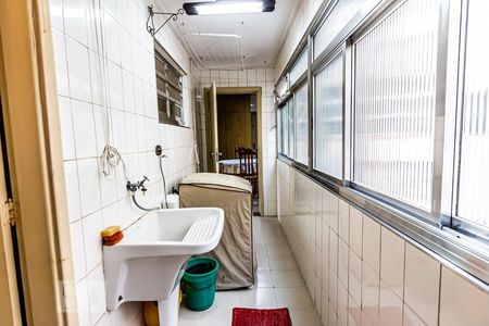 Apartamento à venda com 110m², 2 quartos e 1 vagaÁrea de serviço