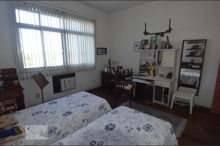 Apartamento à venda com 186m², 4 quartos e 1 vagaQuarto 2