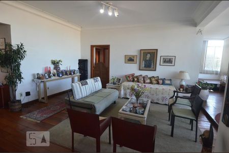 Apartamento à venda com 186m², 4 quartos e 1 vagaSala