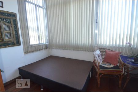 Apartamento à venda com 186m², 4 quartos e 1 vagaSala