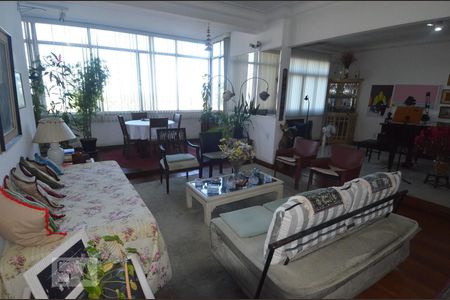 Apartamento à venda com 186m², 4 quartos e 1 vagaSala