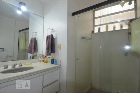 Apartamento à venda com 186m², 4 quartos e 1 vagaBanheiro 2