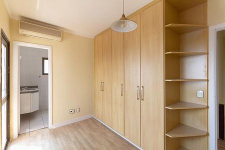 Apartamento à venda com 132m², 3 quartos e 3 vagasSuíte 2