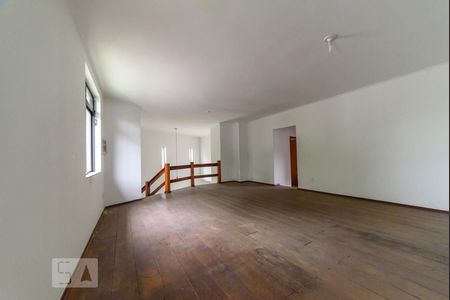 Casa à venda com 340m², 4 quartos e 4 vagasSala 3