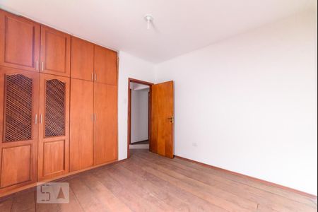 Casa à venda com 340m², 4 quartos e 4 vagasQuarto 2