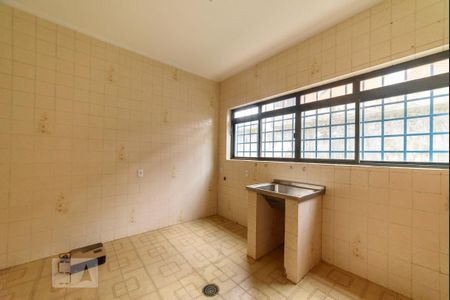 Casa à venda com 340m², 4 quartos e 4 vagasÁrea de Serviço