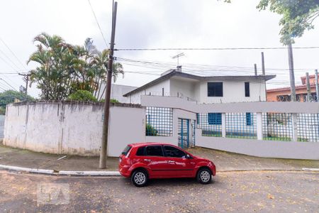 Casa à venda com 340m², 4 quartos e 4 vagasFachada