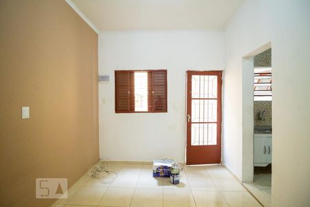 Sala - Quarto  de kitnet/studio para alugar com 1 quarto, 28m² em Vila Brasilina, São Paulo