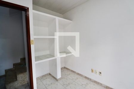 Quarto  de casa de condomínio para alugar com 5 quartos, 193m² em Armação, Salvador