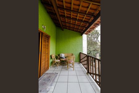 Casa à venda com 180m², 4 quartos e 6 vagasSacada da Suíte 1