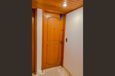 Apartamento à venda com 73m², 3 quartos e 1 vagaEntrada