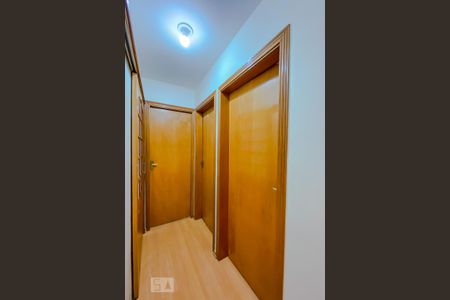 Apartamento à venda com 73m², 3 quartos e 1 vagaHall Quartos