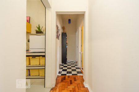Corredor de apartamento à venda com 2 quartos, 115m² em Vila Buarque, São Paulo