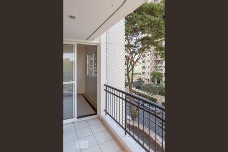Sacada de apartamento à venda com 3 quartos, 95m² em Vila Hamburguesa, São Paulo
