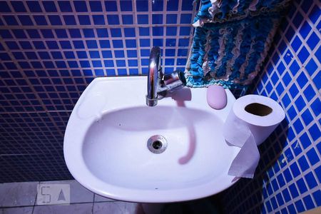 Casa para alugar com 198m², 3 quartos e 4 vagasPia do banheiro da suíte