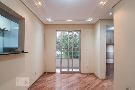 Sala de apartamento para alugar com 2 quartos, 43m² em Jardim Santa Teresinha, São Paulo