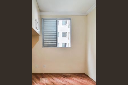 Quarto 1 de apartamento para alugar com 2 quartos, 43m² em Jardim Santa Teresinha, São Paulo