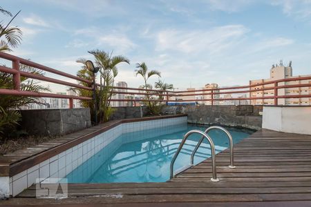 Apartamento para alugar com 36m², 1 quarto e sem vagaÁrea Comum - Piscina 