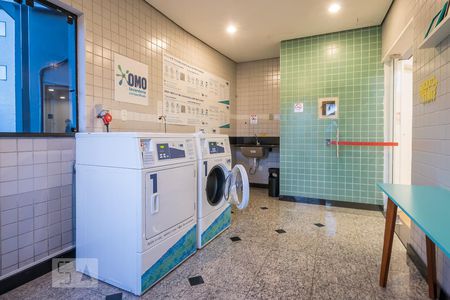 Apartamento para alugar com 36m², 1 quarto e sem vagaÁrea Comum - Lavanderia 
