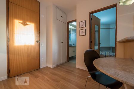 Sala de apartamento para alugar com 1 quarto, 36m² em Brooklin Paulista, São Paulo