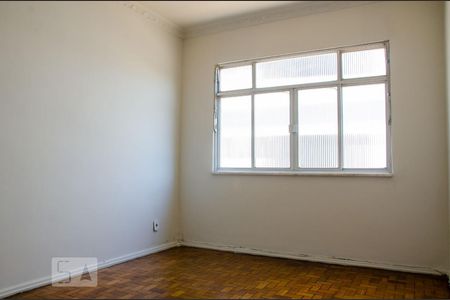 Sala de apartamento para alugar com 2 quartos, 59m² em Vila Valqueire, Rio de Janeiro