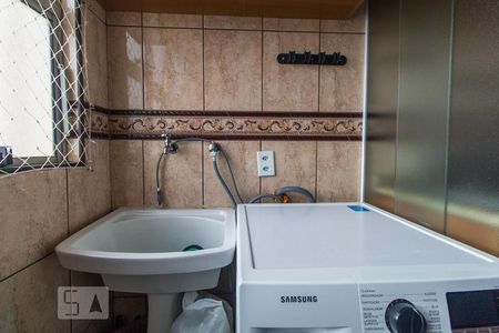 Apartamento à venda com 64m², 3 quartos e 1 vagaÁrea de serviço